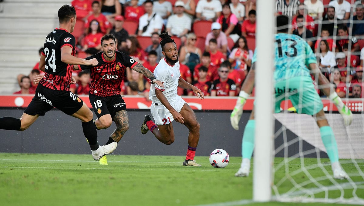Ventaja numérica del Sevilla para confirmar su despegue contra el Mallorca