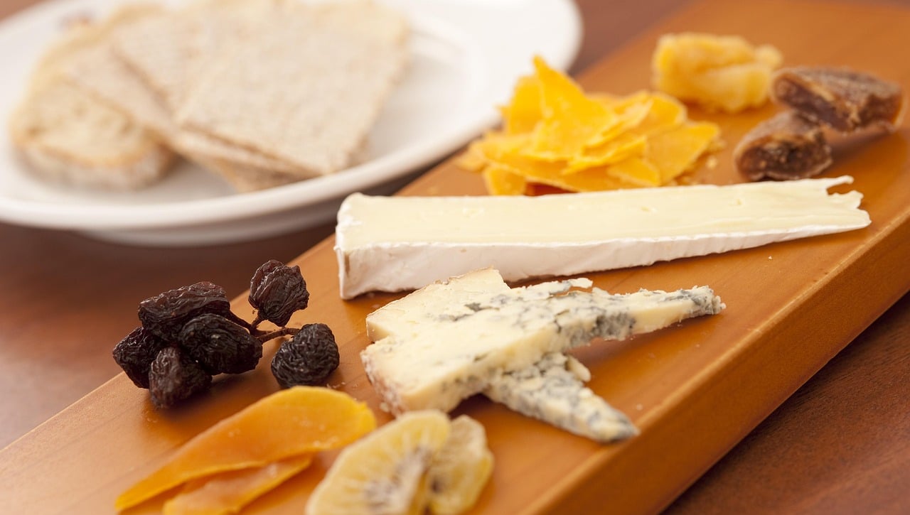 Este pueblo de Sevilla acoge la feria de quesos más grande de Europa