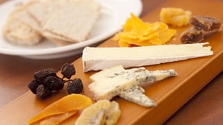 Este pueblo de Sevilla acoge la feria de quesos más grande de Europa