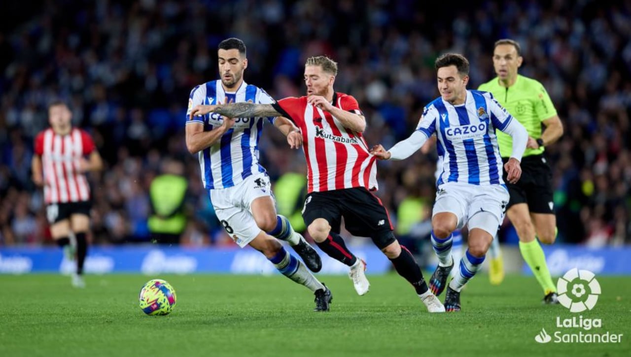 El polémico tweet de la Real Sociedad celebrando el Día del Beso con el Athletic