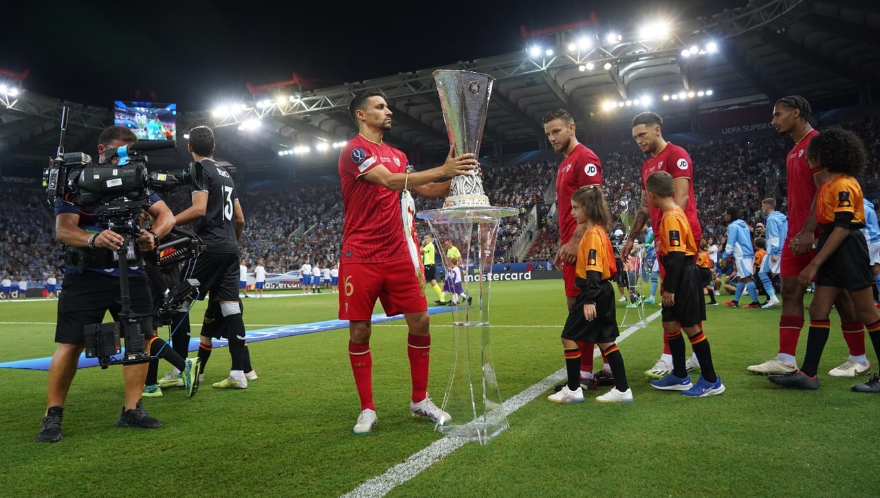 El Al-Nassr de Cristiano ultima a Luiz Felipe, pero desea 'pescar' también en Nervión otra vez