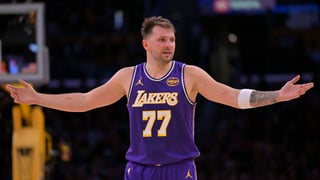 Los Lakers, a la calle, pese a Doncic y LeBron