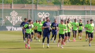 Sabaly entrena al margen en una sesión sin Johnny Cardoso