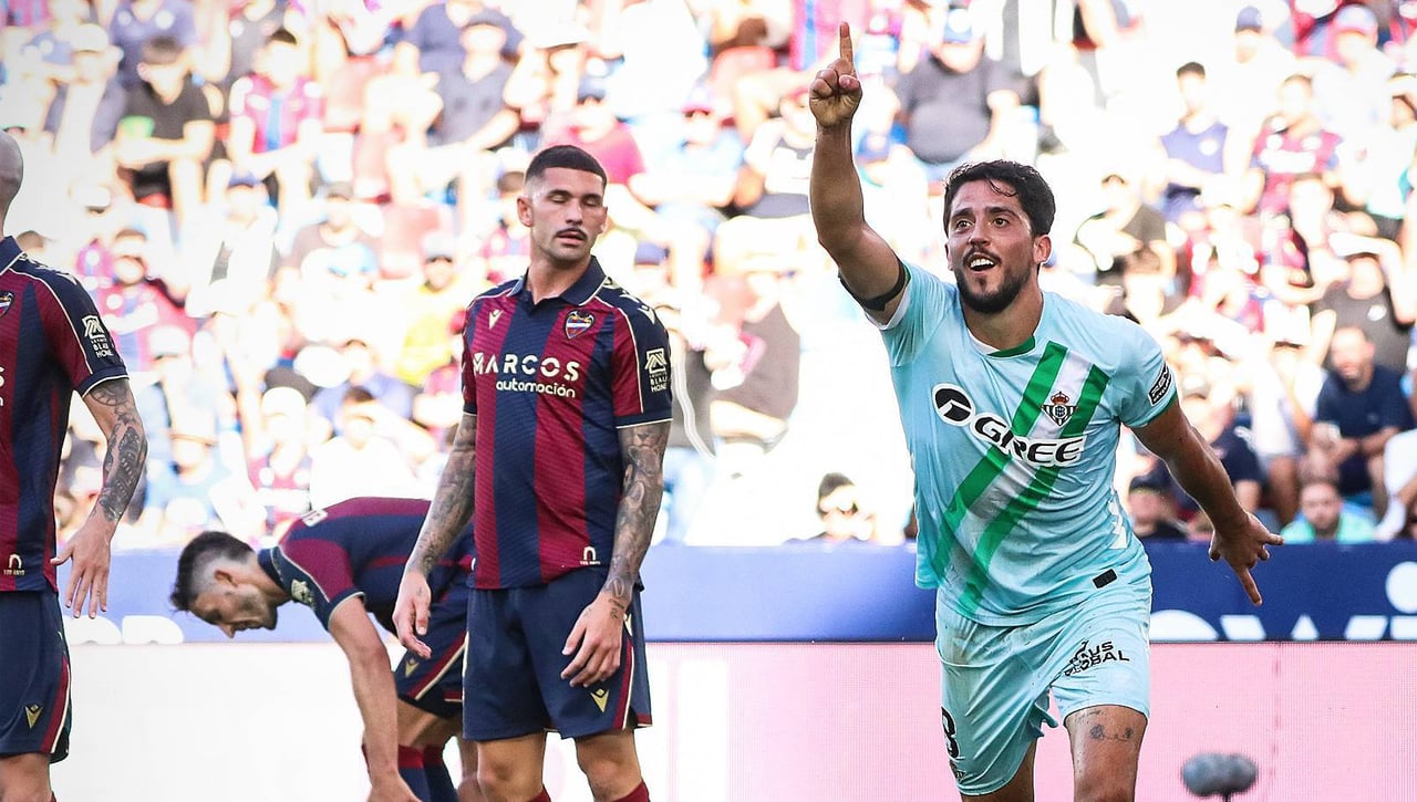 Levante 2-2 Betis: Despierta a tiempo, pero sólo para empatar un partido que pintaba muy feo