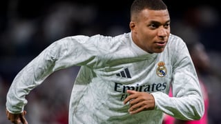 Mbappé estalla contra las 'fake news' y señala al PSG