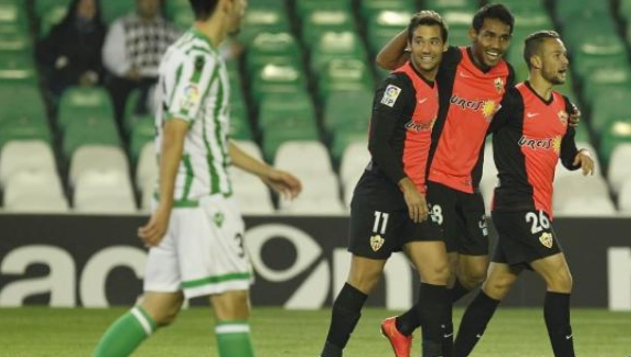 La UD Almería, el último verdugo del Betis en el Villamarín