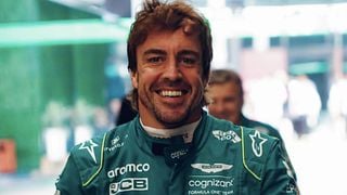 El Aston Martin de Fernando Alonso encuentra la solución para batir a Red Bull