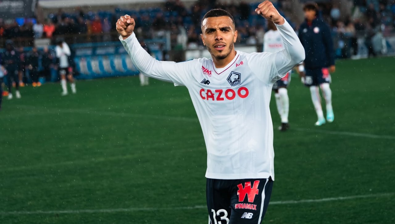 En Francia dan por hecho los sorprendentes contactos del Cádiz con un nuevo lateral