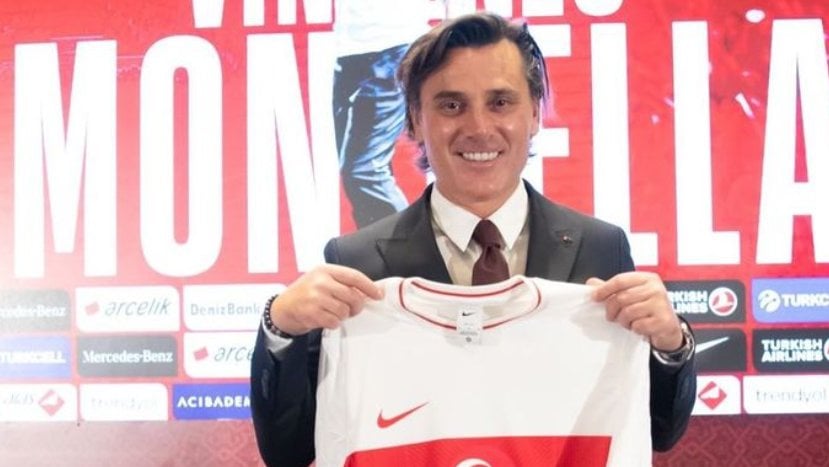 Montella la lía en Turquía