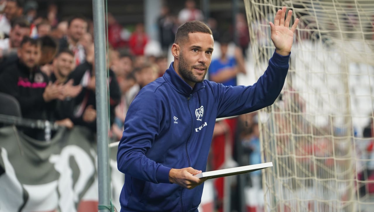 Mario Suárez anuncia su retirada