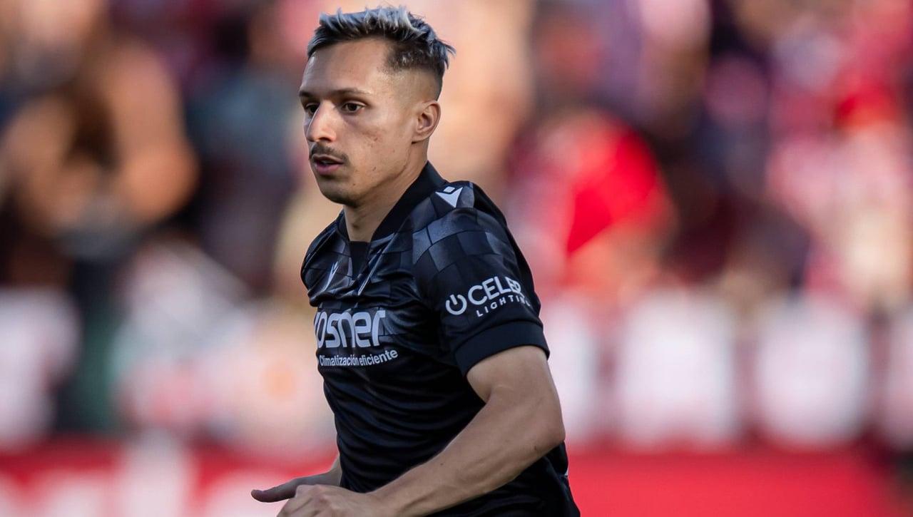 Bryan Zaragoza fractura el plan de Vicente Moreno