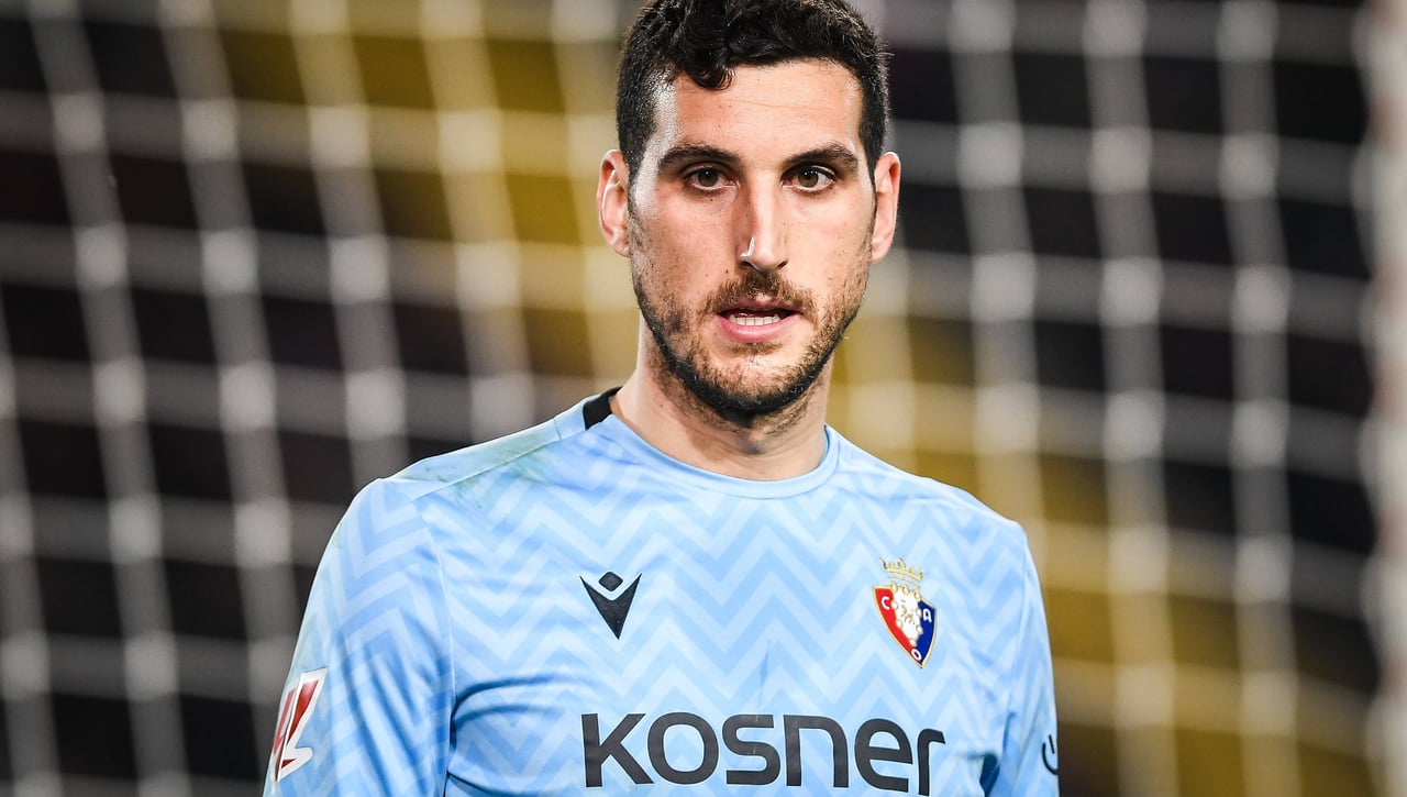 A la espera del nuevo técnico, quieren atar a Sergio Herrera