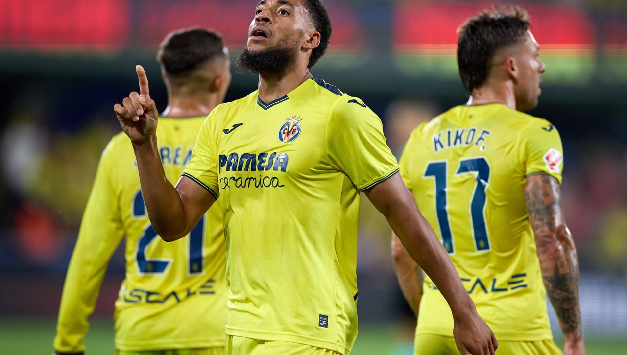 Danjuma, con ofertas, se va con el Villarreal de gira