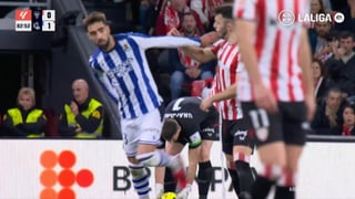 El CTA sí ve justa la expulsión de Brais Méndez y LaLiga denuncia al Athletic por los gritos de "puta España, puta selección" 