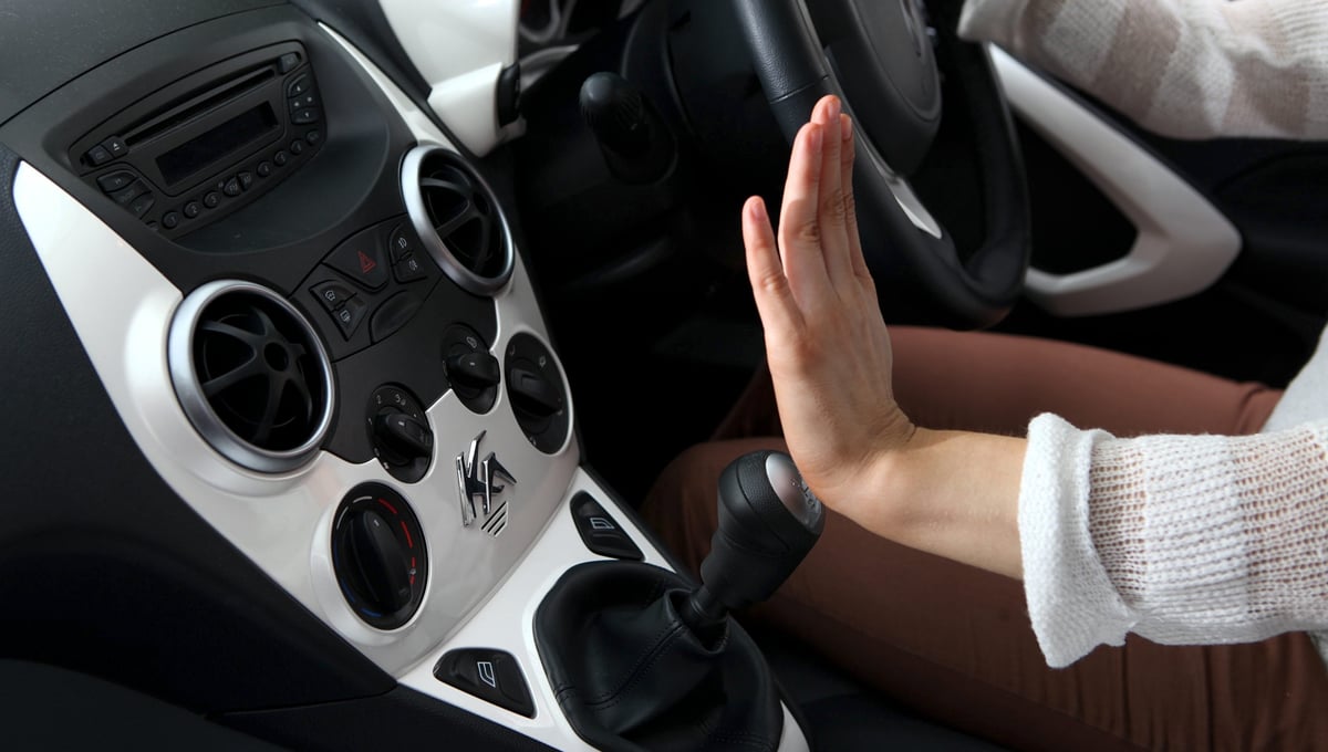 Antes de encender el aire acondicionado, haz esto: tu salud y tu bolsillo lo agradecerán