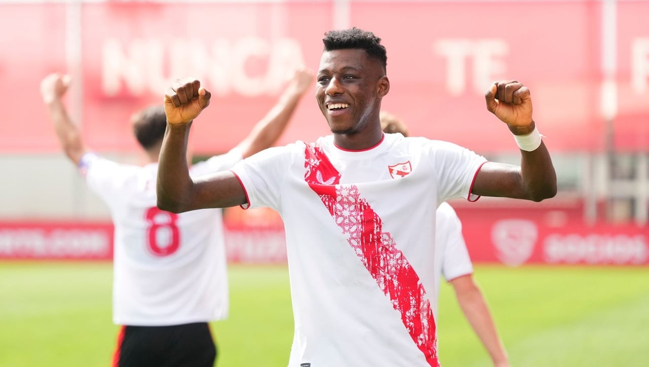 Sevilla Atlético 2-1 San Roque de Lepe: Gana y mete distancia