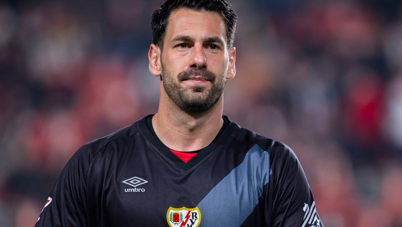 Batalla se reincorpora al grupo con el Rayo Vallecano y se apunta al siguiente choque