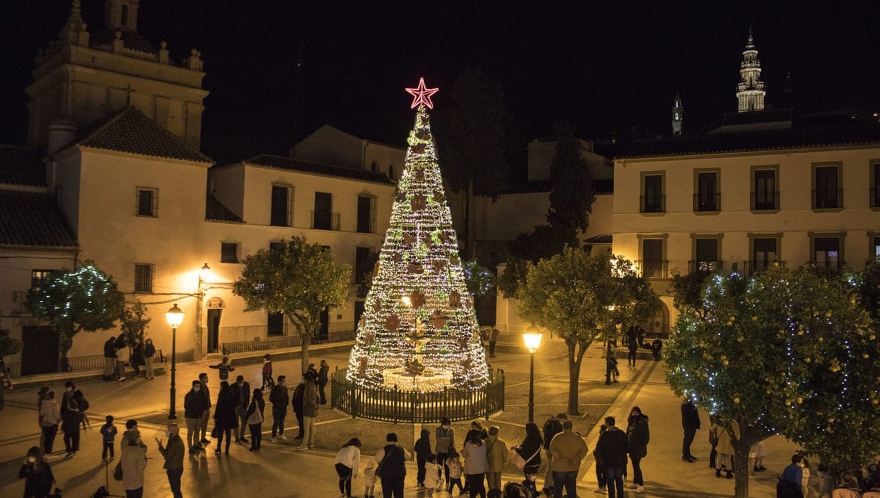 El municipio de Andalucía que no encenderá el alumbrado navideño por la trágica DANA