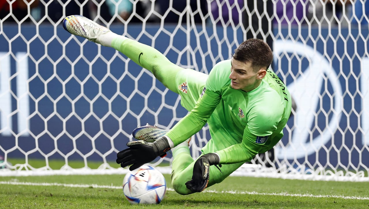 Japón - Croacia: Un héroe llamado Livakovic (1-1)