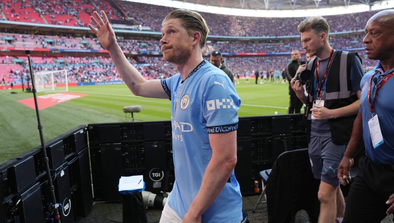 Invitan al fichaje de Kevin De Bruyne