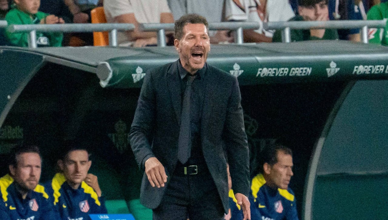 Simeone le abre la puerta de salida del Atlético de Madrid: un nuevo detalle