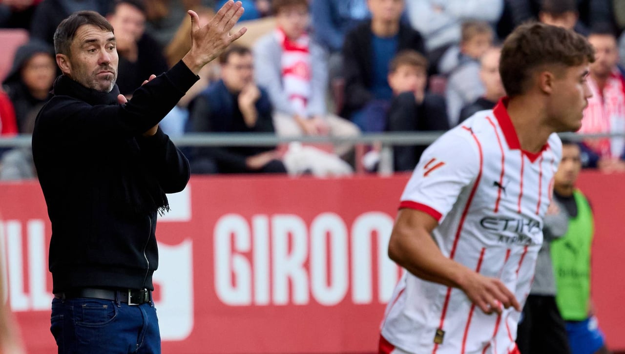 Coudet, entrenador del Alavés, muy crítico con su equipo: "Podríamos estar en Champions League"