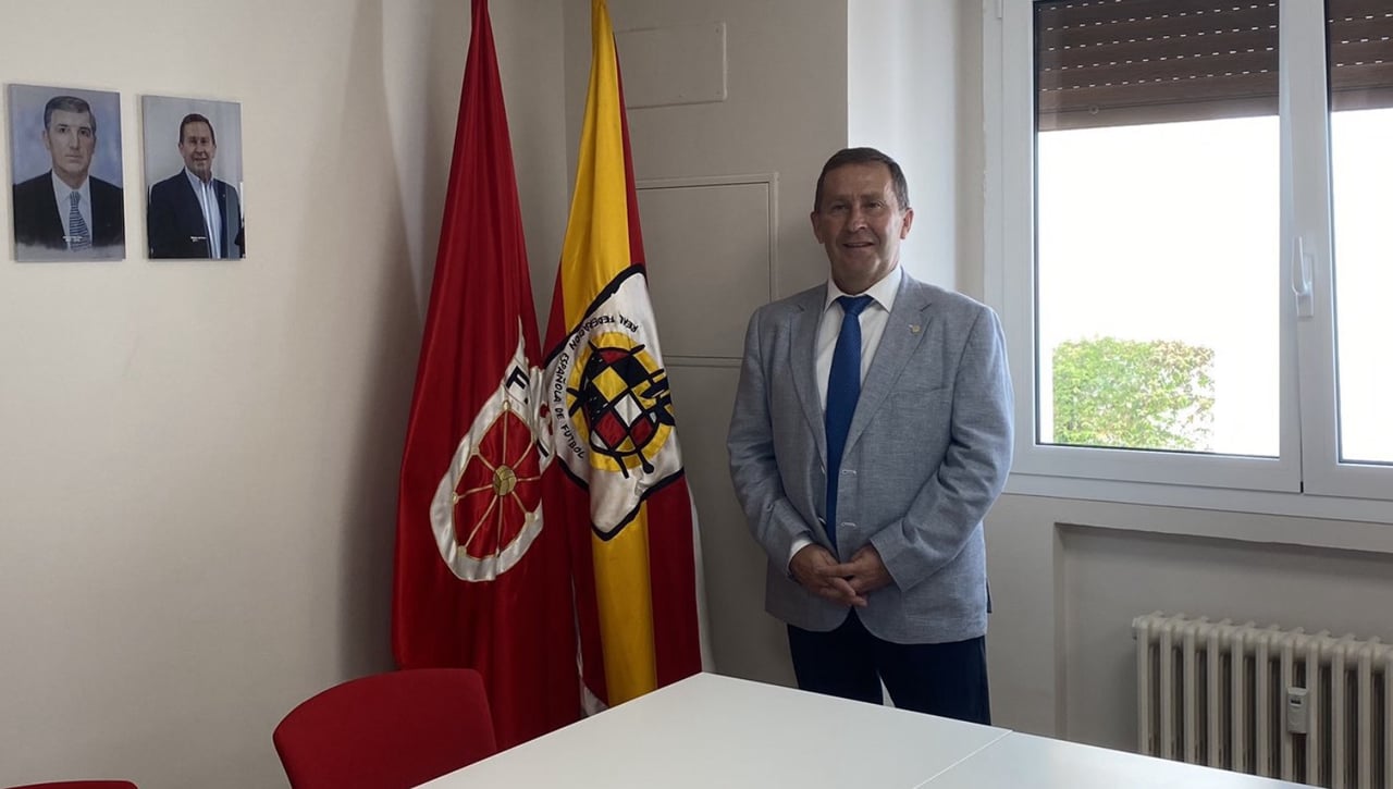 El vicepresidente de la RFEF no acepta la no dimisión de Rubiales y deja su cargo