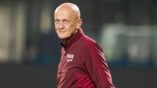 Collina aparece en escena