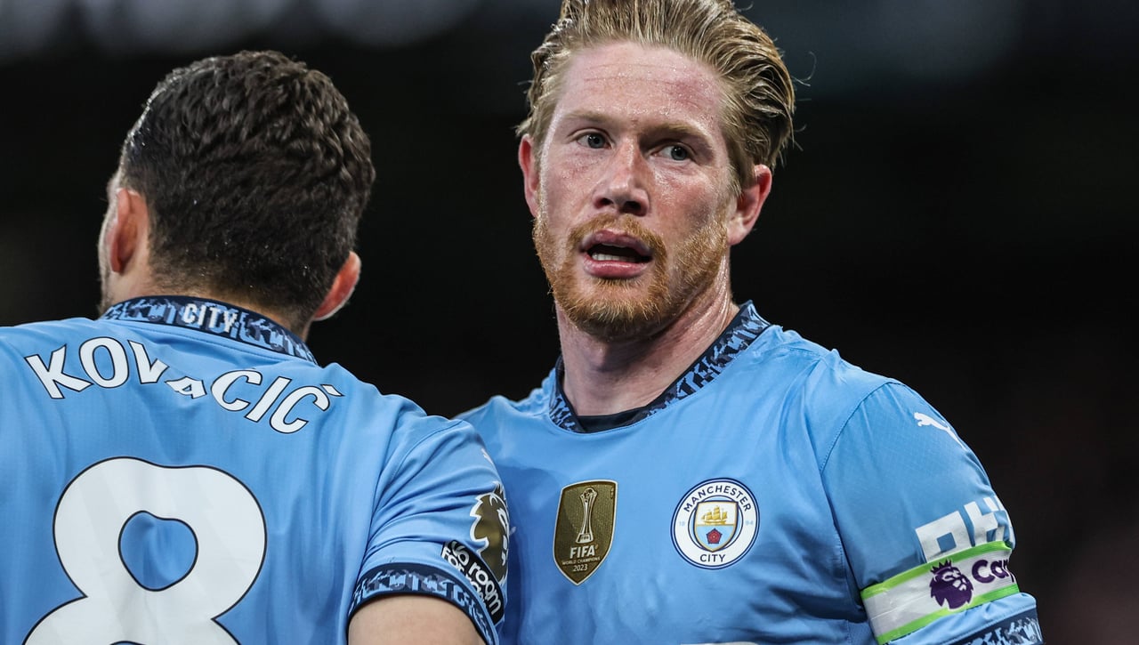 De Bruyne, junto a Messi