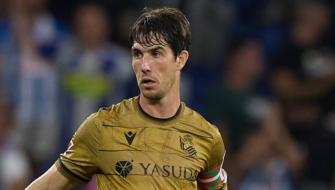 Elustondo da un respiro a la Real Sociedad