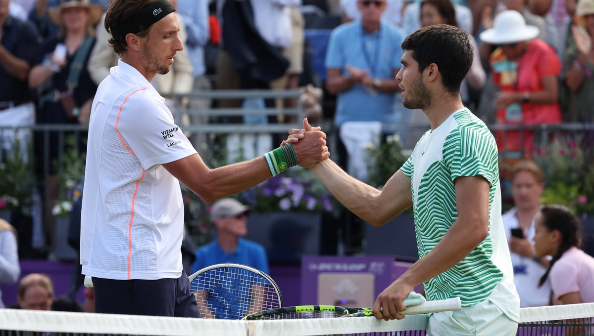 Carlos Alcaraz - Arthur Rinderknech: Horario, canal y dónde ver en TV y online el partido de Carlos Alcaraz en la primera ronda del ATP 500 de Doha
