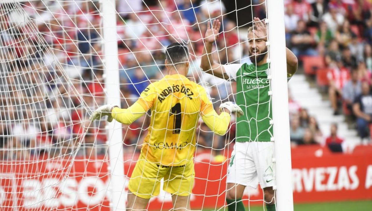 Andrés Fernández, un objetivo para la portería