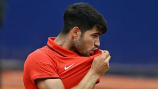 Carlos Alcaraz toma una drástica decisión antes de la final ante Djokovic