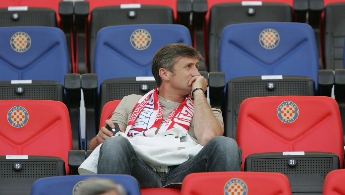 Jarni reacciona a su despido y retrata a Petkovic