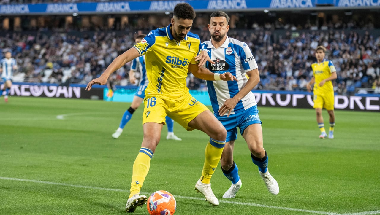 Así queda la clasificación de LaLiga Hypermotion tras el triunfo del Levante y la derrota del Cádiz en la jornada 34 de Segunda división