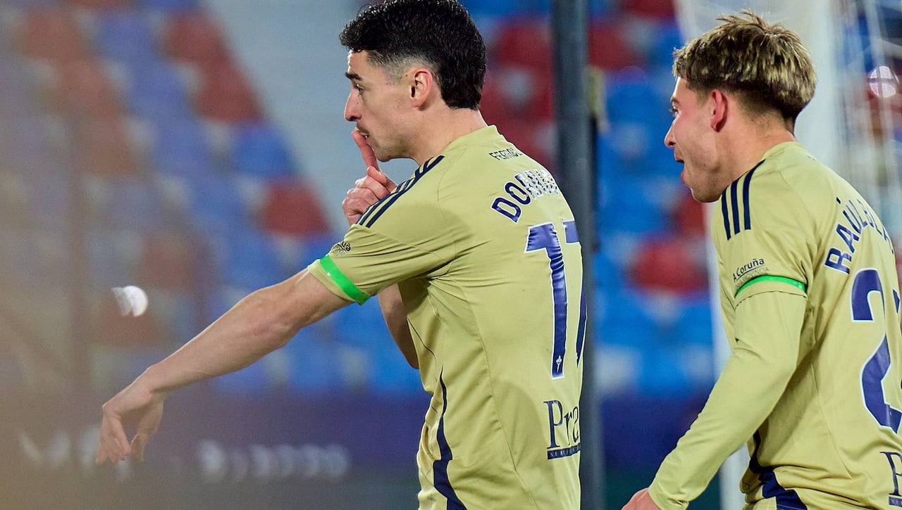 Así queda la clasificación de LaLiga Hypermotion, tras la derrota del Levante frente al Racing de Ferrol en la jornada 25 de Segunda división