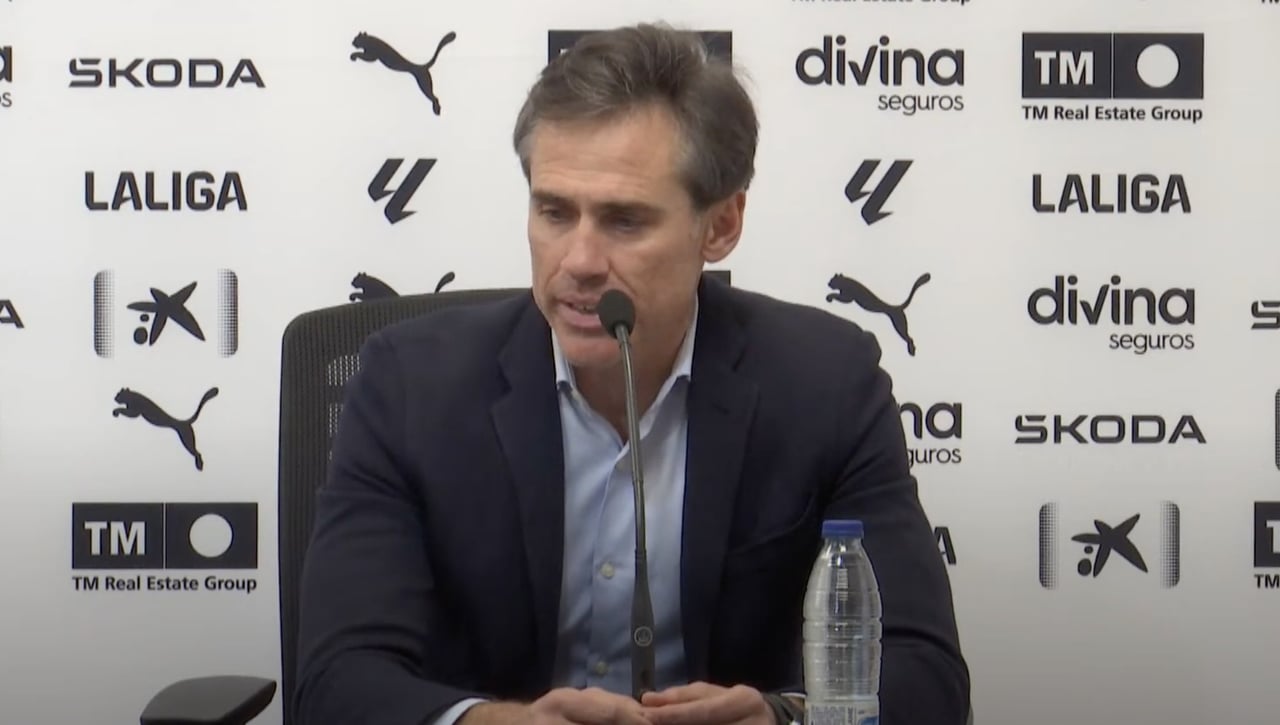 A Corona le gustaría "saber lo que opina Rafa Mir" y no asegura una tercera intentona: "Ojalá le vaya muy bien"