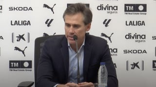 A Corona le gustaría "saber lo que opina Rafa Mir" y no asegura una tercera intentona: "Ojalá le vaya muy bien"