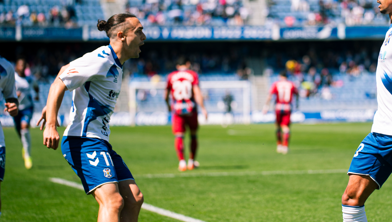 Luismi Cruz sigue despertando elogios en LaLiga Hypermotion