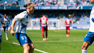 Aviso por Luismi Cruz