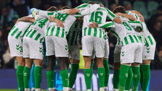 Premio a la plantilla del Betis y 'advertencia' del Huesca 
