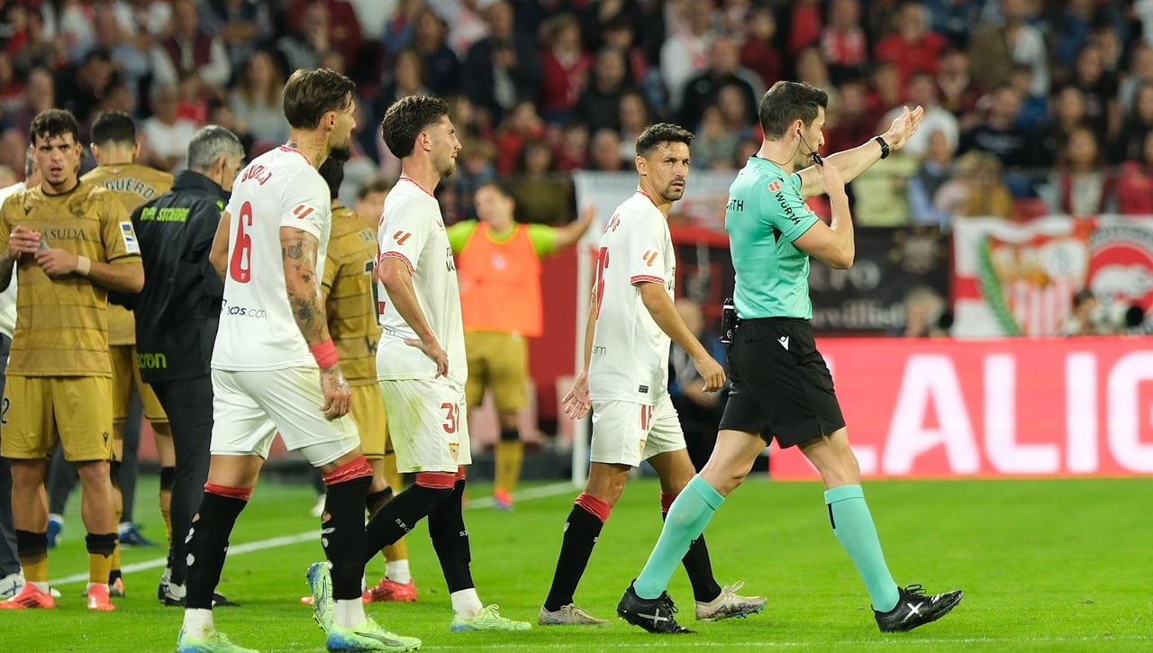 La polémica en el Sevilla - Real Sociedad: el extraño penalti de Marcao a Zubimendi
