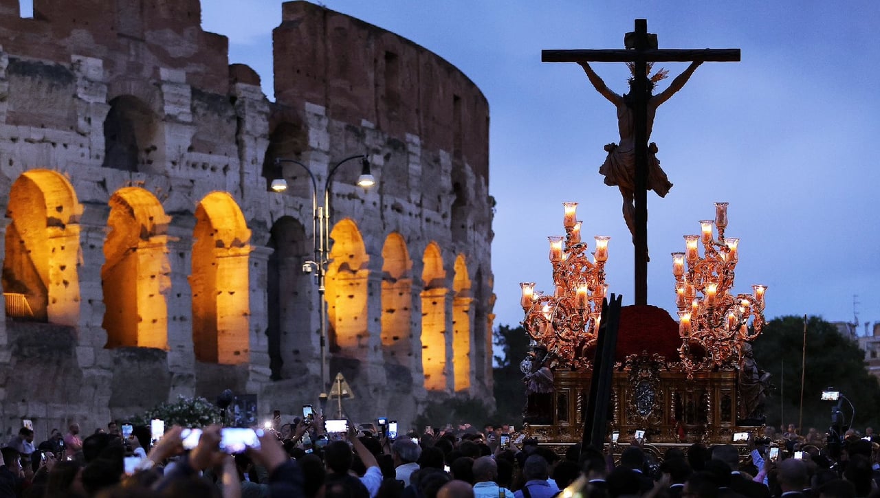 Andalucía quiere más turismo para que la Semana Santa 'dure' más