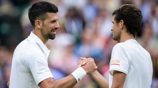 Djokovic no entiende de lesiones