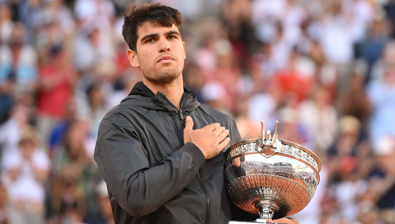 Carlos Alcaraz repite ritual para Wimbledon