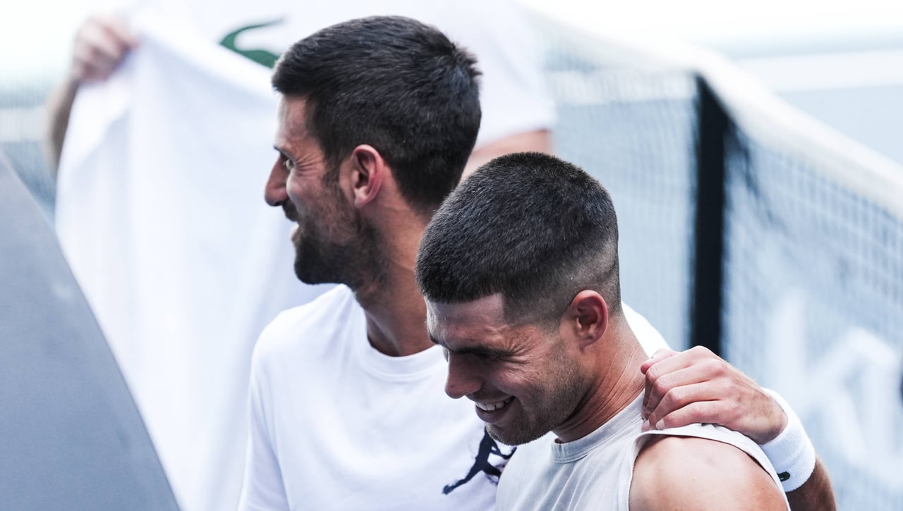 La suerte abandona a Carlos Alcaraz en el Open de Australia