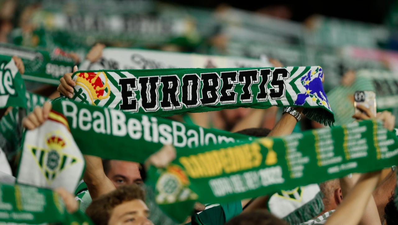 El Betis abre las puertas de su entrenamiento para los béticos