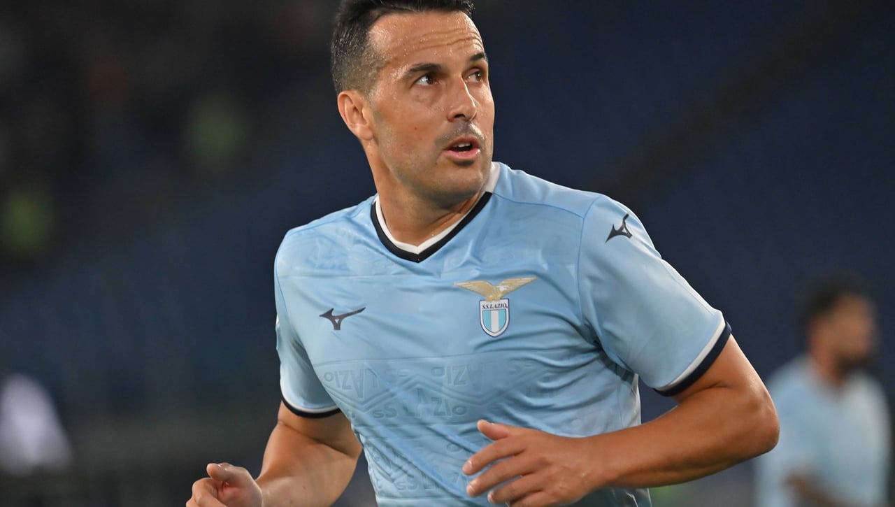 Pedro Rodríguez estampa su renovación con la Lazio