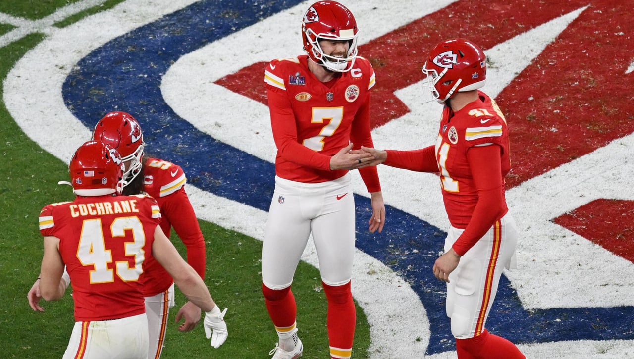 Criticar a la comunidad LGTB y mandar a las mujeres a la cocina le sirve para liderar la venta de camisetas de la NFL