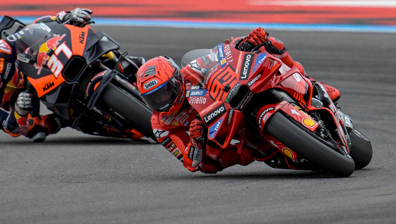 MotoGP 2025 Resultados GP Tailandia | Marc Márquez gana el Sprint del Gran Premio de Argentina, Álex Márquez 2 y Pedro Acosta 9